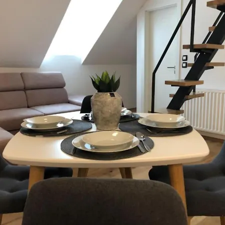 Ilirska Modern * Liubliana