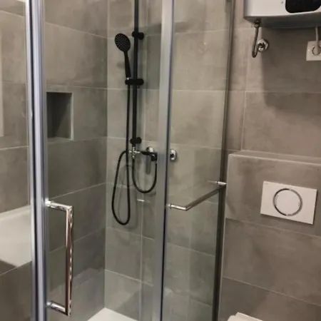 Ilirska Modern Apartment *