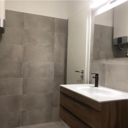 Ilirska Modern Apartamento