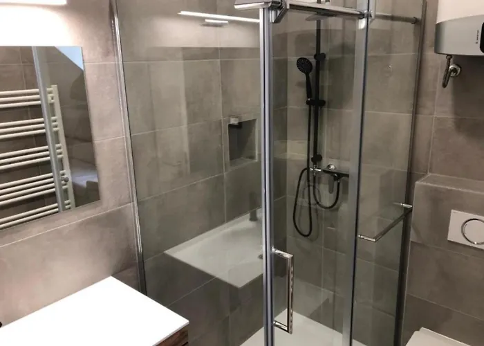 Ilirska Modern 아파트