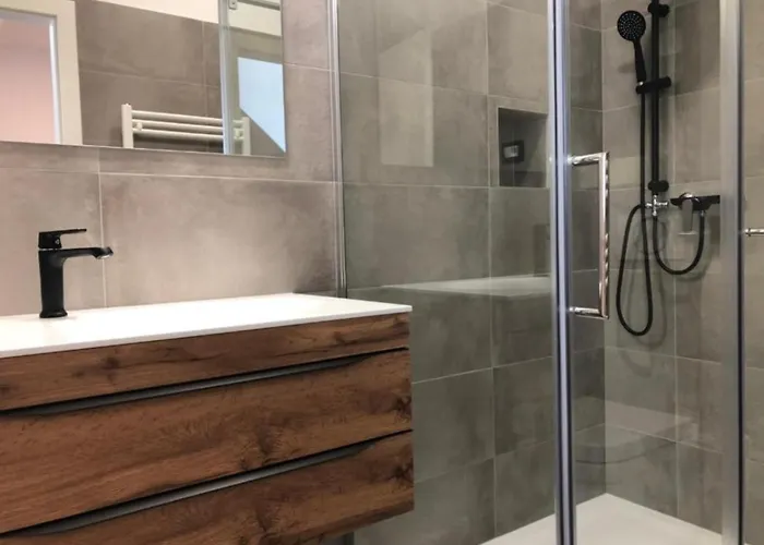 Ilirska Modern * Lubiana